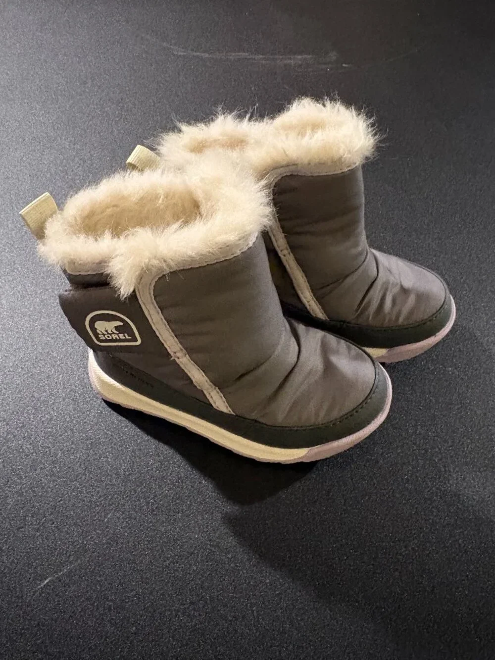 Sorel Whitney ii Toddler Boots size 7